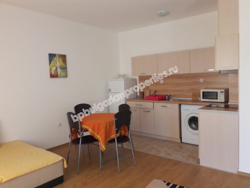 Spacious one-bedroom furnished apartment for sale in the resort Byala