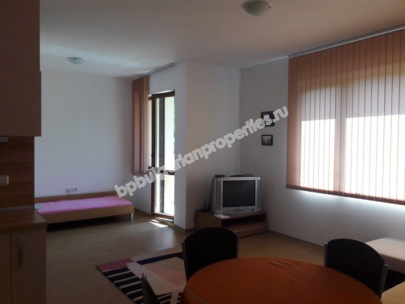 Spacious one-bedroom furnished apartment for sale in the resort Byala