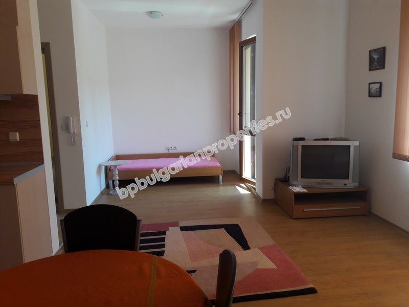 Spacious one-bedroom furnished apartment for sale in the resort Byala