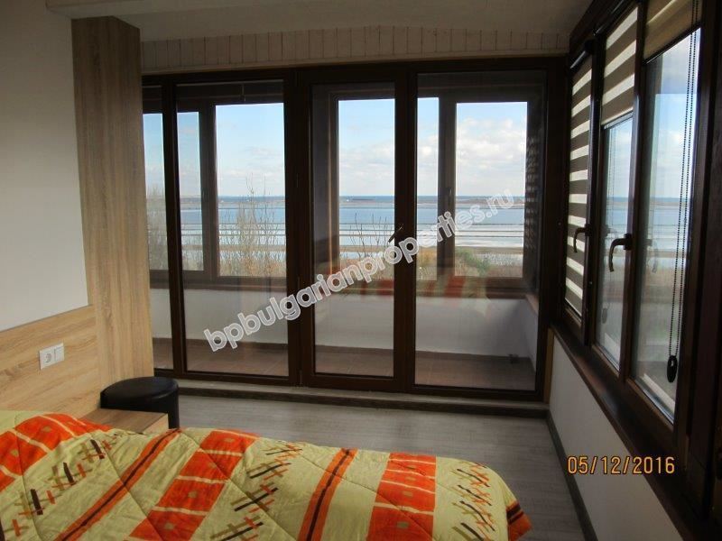 Furnished two-bedroom apartment with sea view for sale in the town of Bourgas