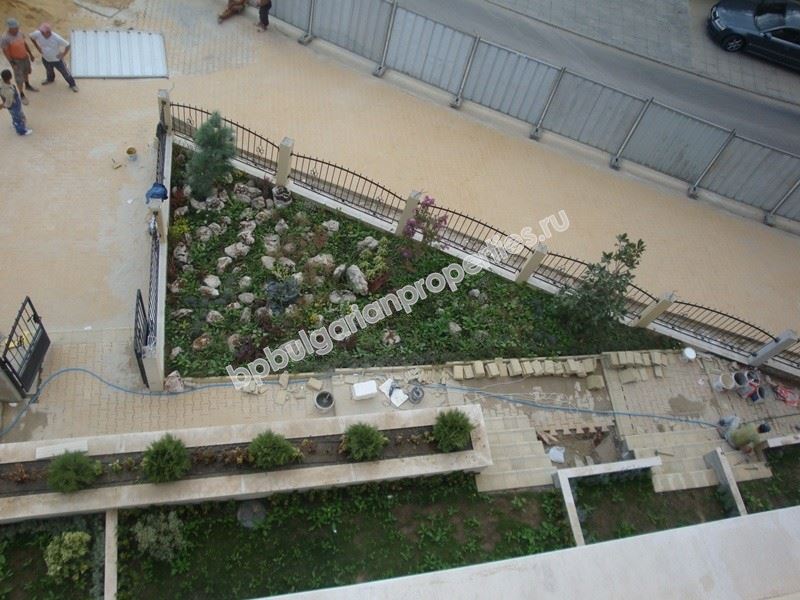 One-bedroom apartments in a new complex close to the beach for sale near the town of Varna - Evxinograd