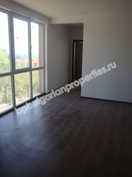 One-bedroom apartments in a new complex close to the beach for sale near the town of Varna - Evxinograd