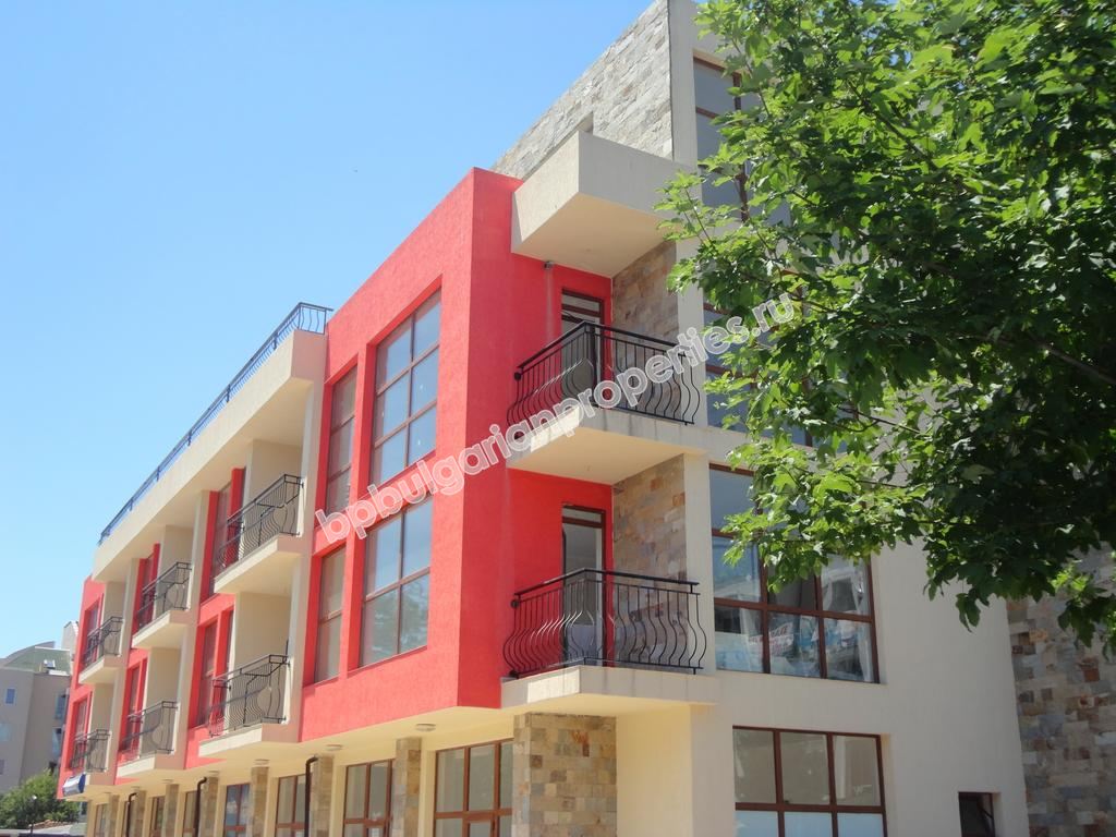 Furnished studio for sale close to the beach in the resort Sunny Beach