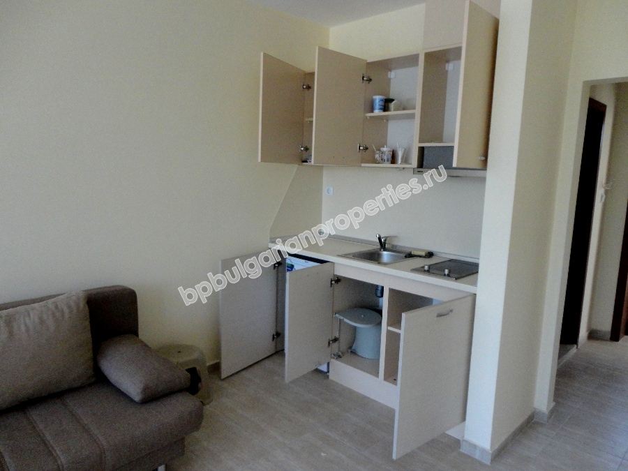 Furnished studio for sale close to the beach in the resort Sunny Beach