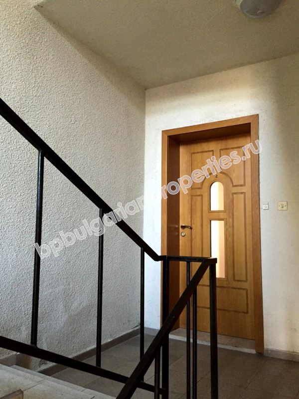 5-bedroom furnished apartment for sale on the second line to the sea in the resort Ravda