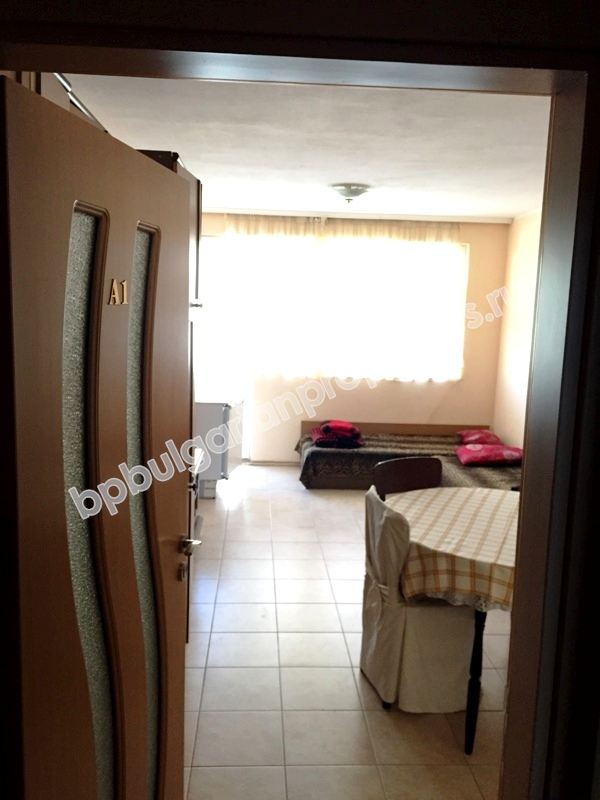 5-bedroom furnished apartment for sale on the second line to the sea in the resort Ravda