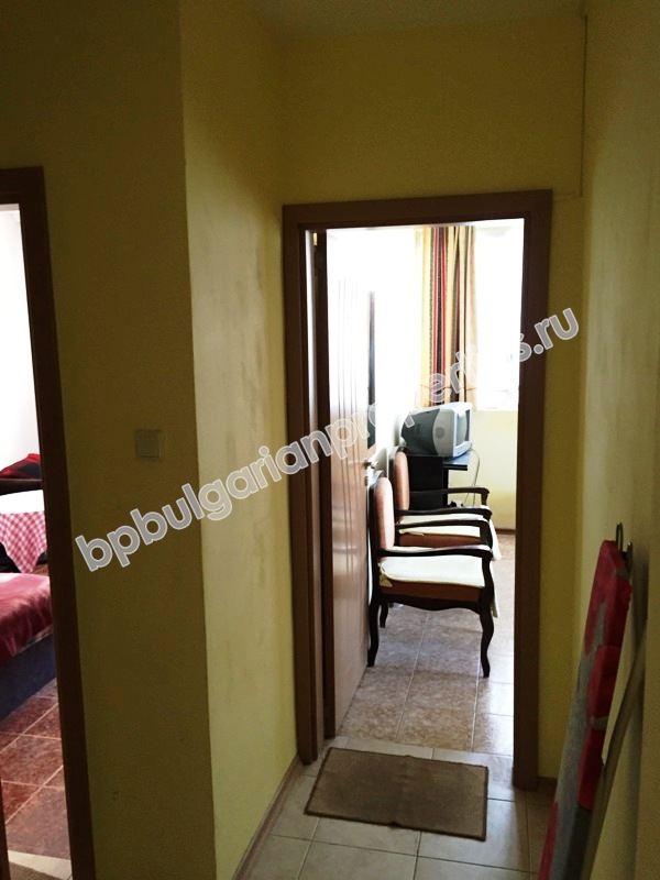 5-bedroom furnished apartment for sale on the second line to the sea in the resort Ravda