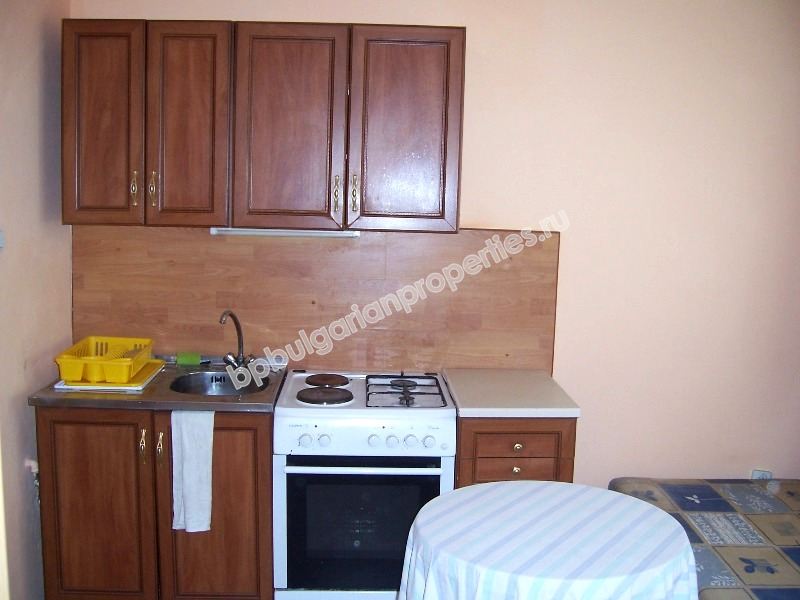 5-bedroom furnished apartment for sale on the second line to the sea in the resort Ravda