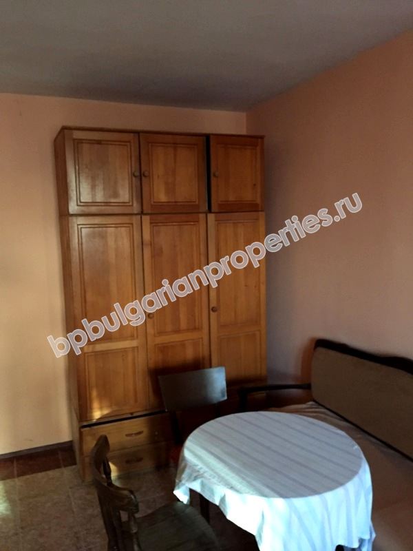 5-bedroom furnished apartment for sale on the second line to the sea in the resort Ravda