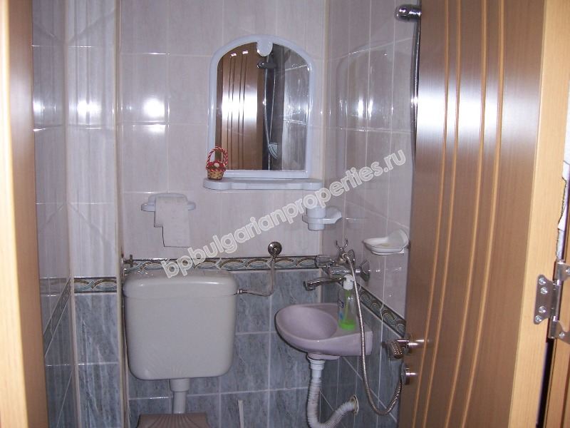 5-bedroom furnished apartment for sale on the second line to the sea in the resort Ravda