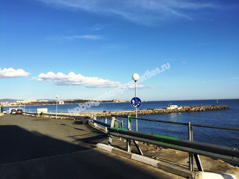 5-bedroom furnished apartment for sale on the second line to the sea in the resort Ravda