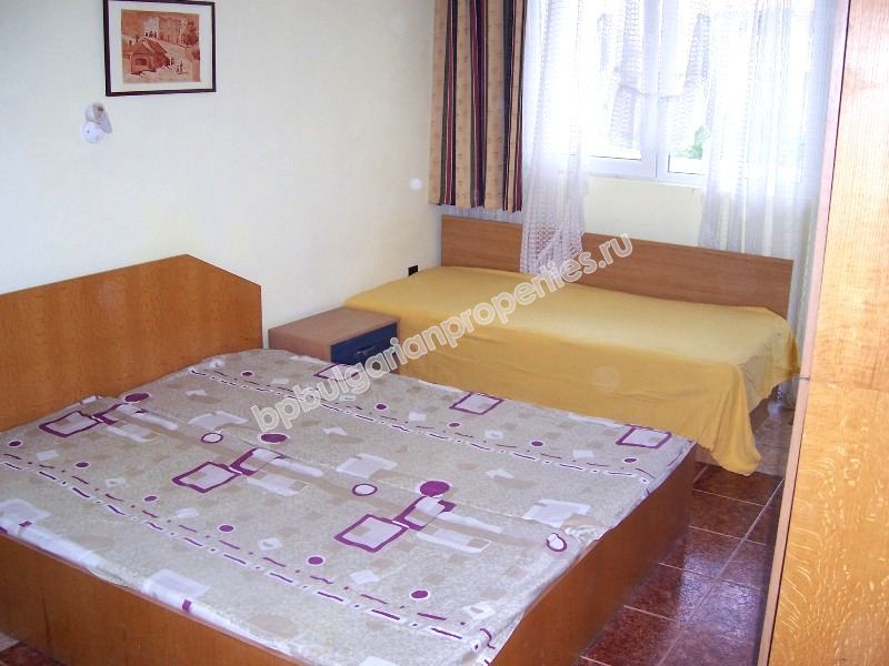 5-bedroom furnished apartment for sale on the second line to the sea in the resort Ravda