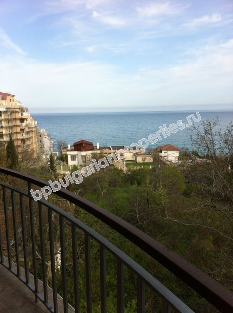 Luxury apartment with sea view for sale in Golden Sands resort near the Varna