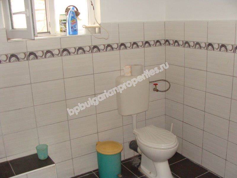 One-storey house with a big plot of land for sale in a village 25 km away from Bourgas