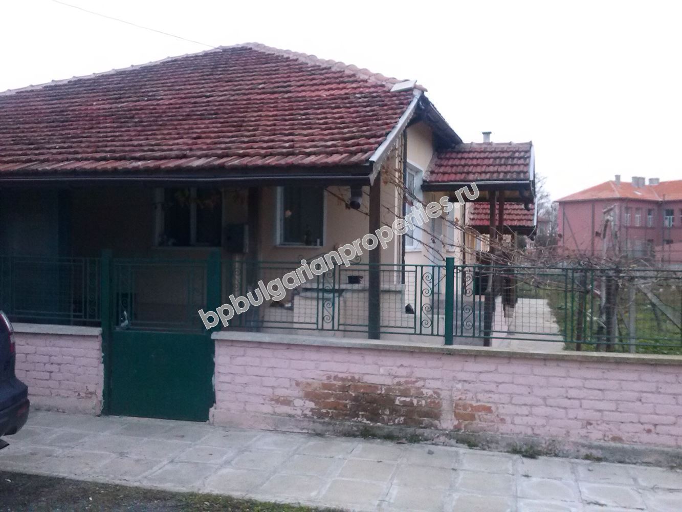 One-storey house with a big plot of land for sale in a village 25 km away from Bourgas