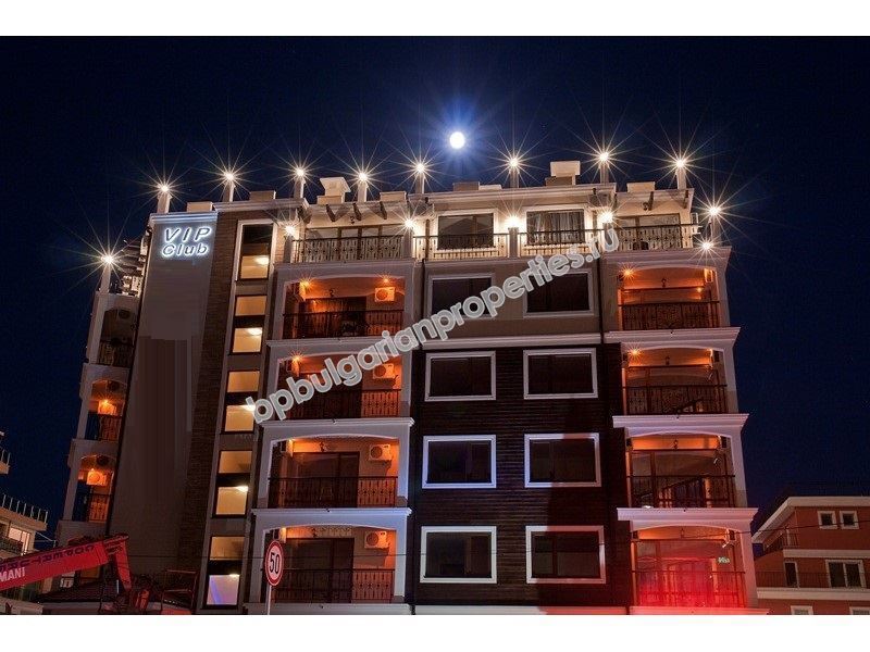 Luxury beachfront apartments for sale in a VIP complex in the resort Sunny Beach Luxury beachfront apartments for sale in a VIP complex in the resort Sunny Beach