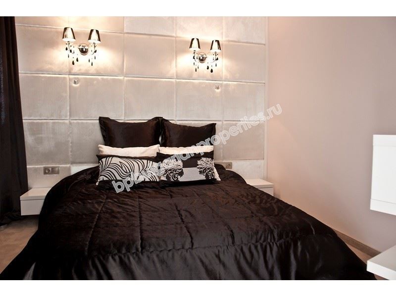 Luxury beachfront apartments for sale in a VIP complex in the resort Sunny Beach Luxury beachfront apartments for sale in a VIP complex in the resort Sunny Beach