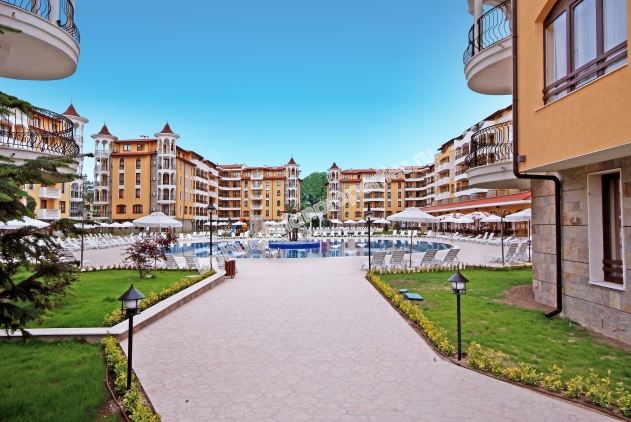 Furnished studio close to the beach for sale in the resort Sunny Beach