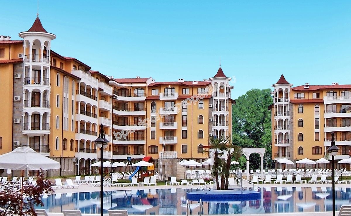 Furnished studio close to the beach for sale in the resort Sunny Beach