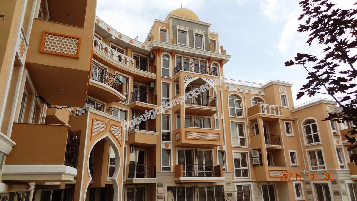 Luxury apartments for sale in a new beautiful complex in the resort Ravda