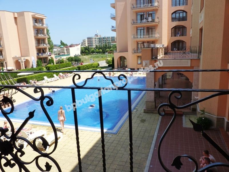 Spacious furnished studio for sale close to the beach in the resort Sunny Beach Spacious furnished studio for sale close to the beach in the resort Sunny Beach