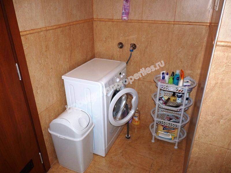 Spacious furnished studio for sale close to the beach in the resort Sunny Beach Spacious furnished studio for sale close to the beach in the resort Sunny Beach