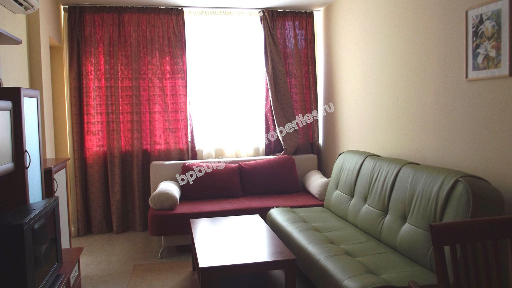 One-bedroom furnished apartment for sale in a complex second line to the sea One-bedroom furnished apartment for sale in a complex second line to the sea