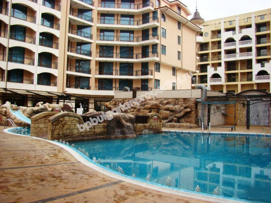 One-bedroom furnished apartment for sale in a complex second line to the sea One-bedroom furnished apartment for sale in a complex second line to the sea