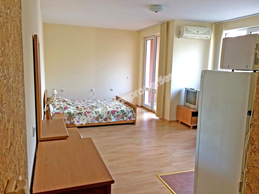 Furnished beachfront studio for sale in the resort Sveti Vlas