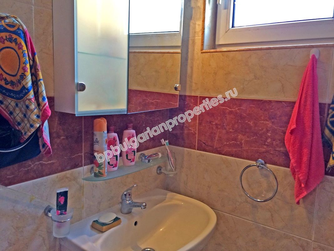 Furnished beachfront studio for sale in the resort Sveti Vlas