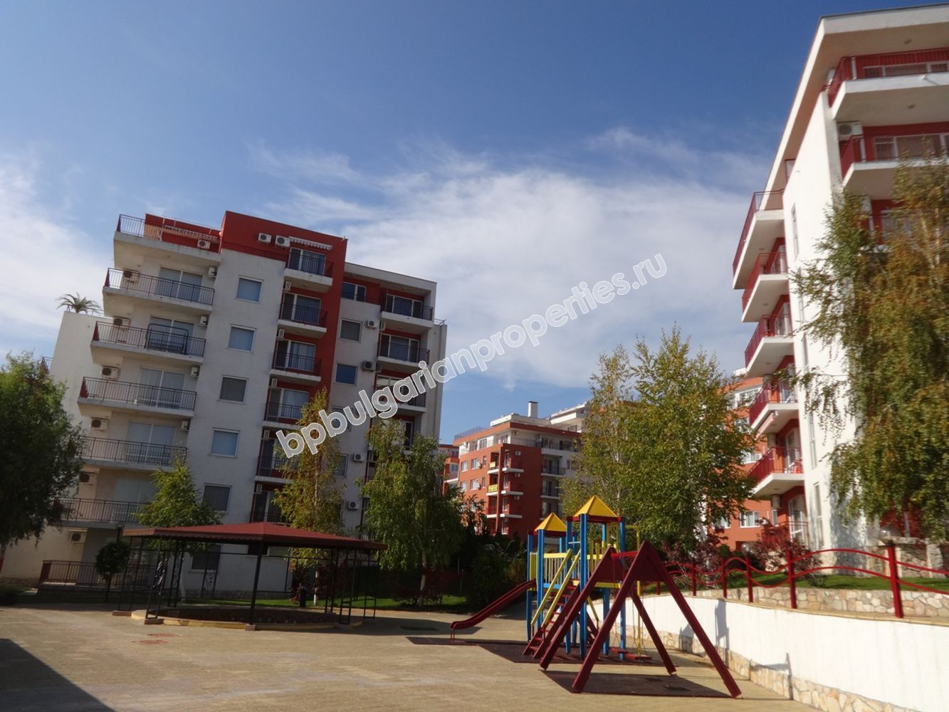 Furnished beachfront studio for sale in the resort Sveti Vlas