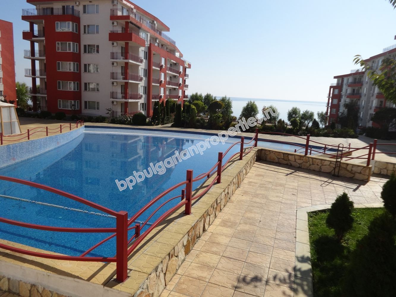 Furnished beachfront studio for sale in the resort Sveti Vlas