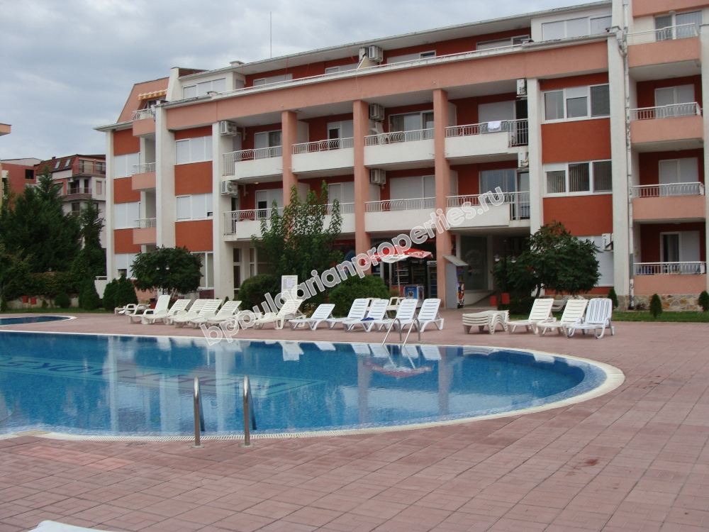 Spacious furnished studio close to the beach for sale in Sunny Beach resort
