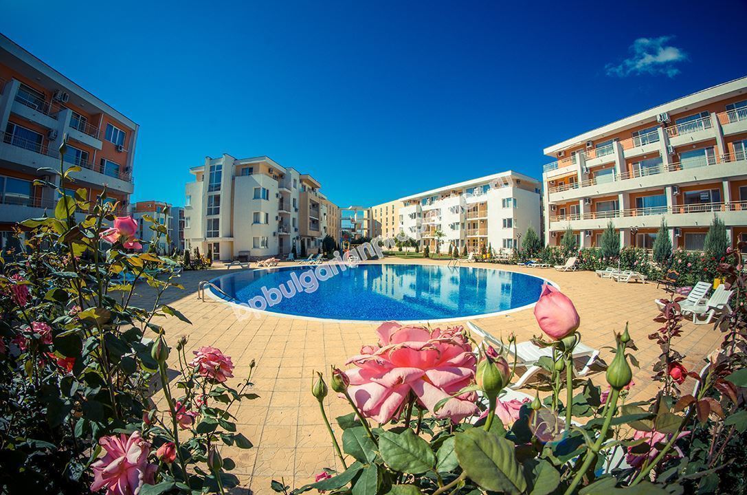 Furnished one-bedroom apartment for sale close to the beach in Sunny Beach resort Furnished one-bedroom apartment for sale close to the beach in Sunny Beach resort