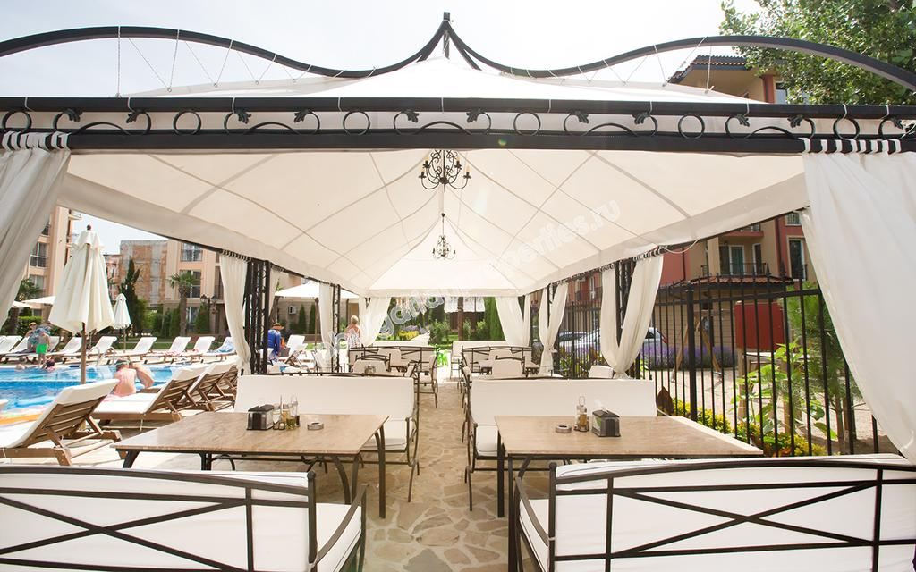 Furnished studio for sale close to the beach in the resort Sunny Beach