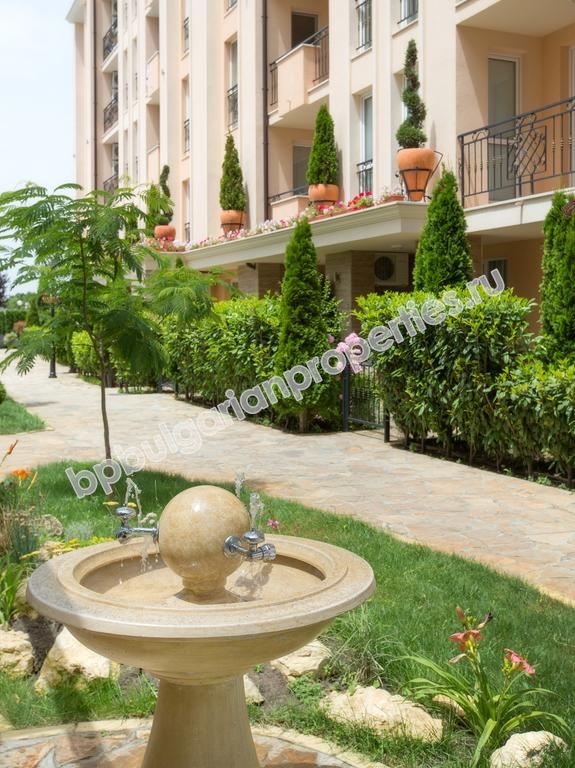 Furnished studio for sale close to the beach in the resort Sunny Beach