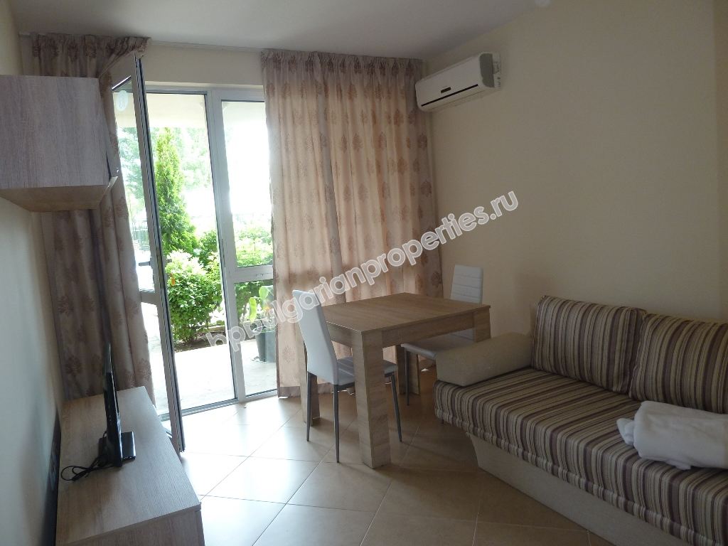Furnished studio for sale close to the beach in the resort Sunny Beach
