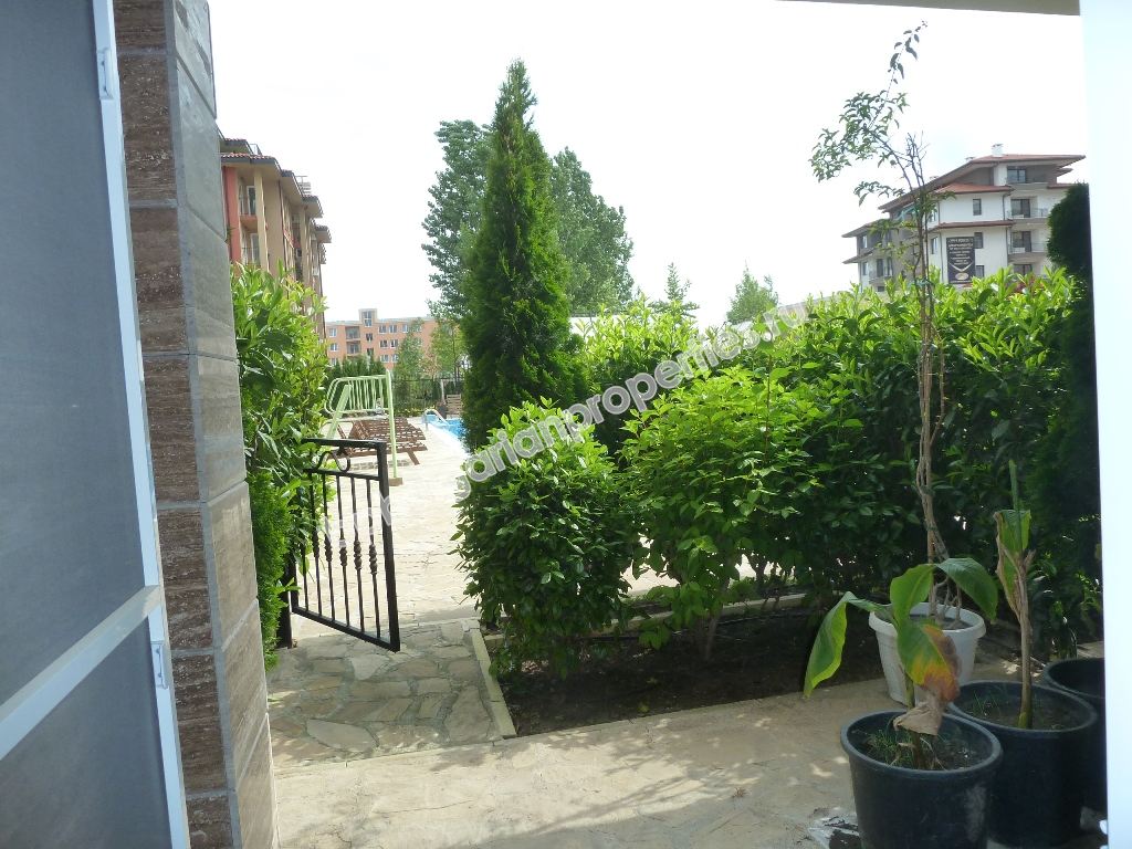 Furnished studio for sale close to the beach in the resort Sunny Beach