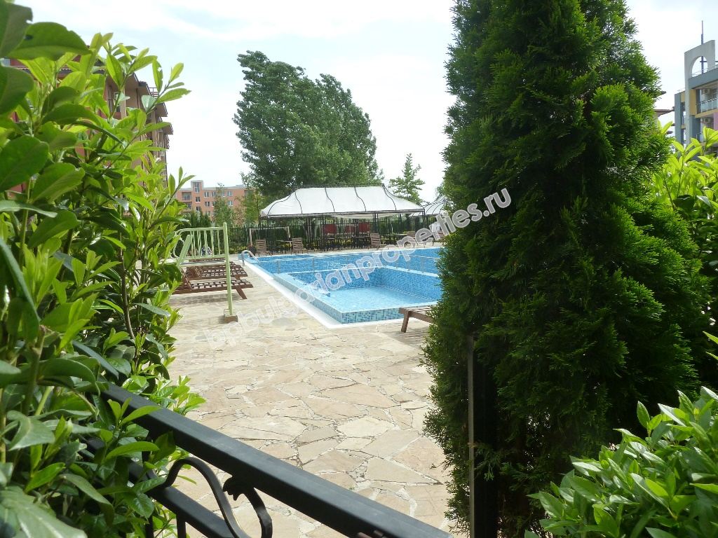 Furnished studio for sale close to the beach in the resort Sunny Beach