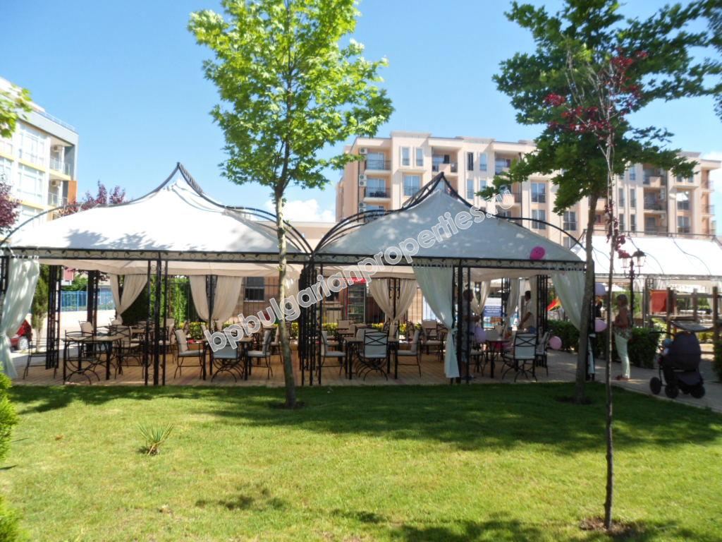 Furnished studio for sale close to the beach in the resort Sunny Beach