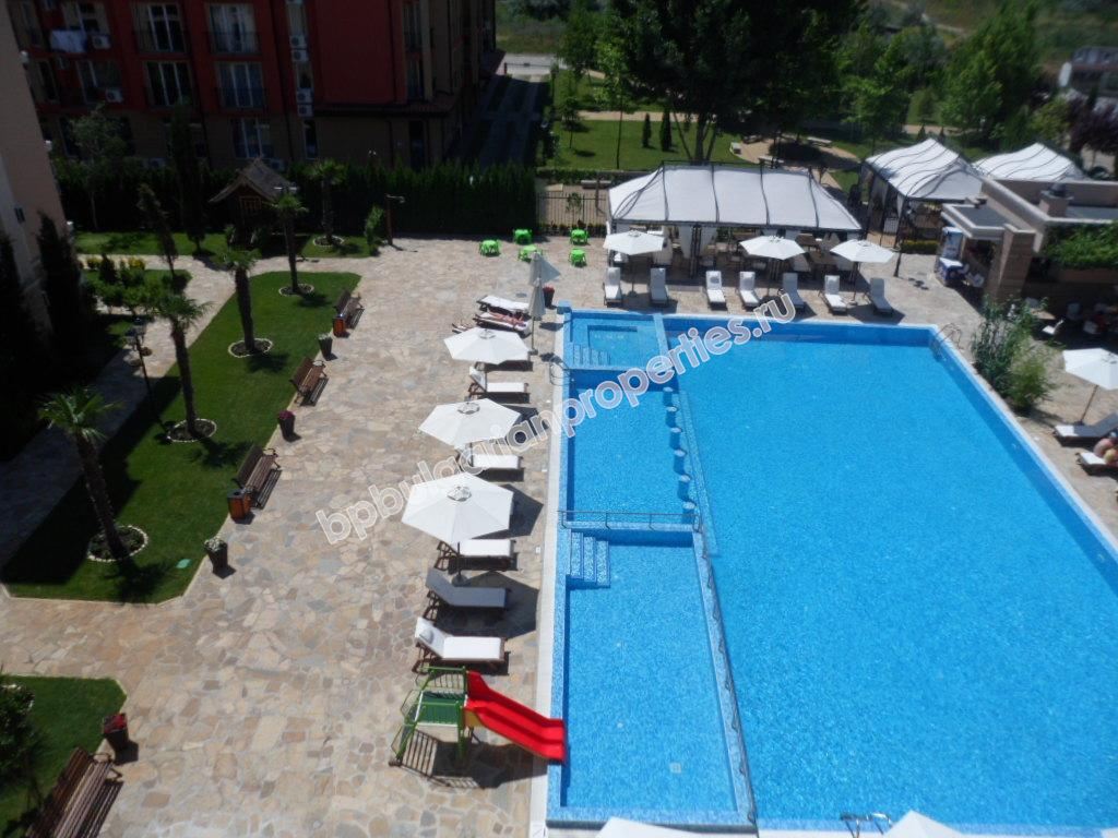Furnished studio for sale close to the beach in the resort Sunny Beach