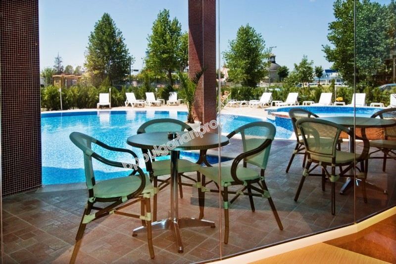 Furnished spacious studio near the beach for sale in the resort Sunny Beach Furnished spacious studio near the beach for sale in the resort Sunny Beach