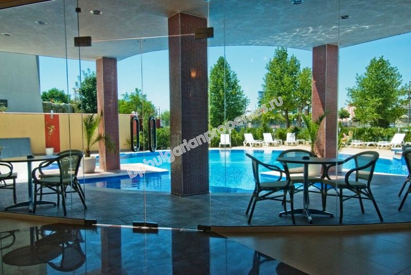 Furnished spacious studio near the beach for sale in the resort Sunny Beach Furnished spacious studio near the beach for sale in the resort Sunny Beach