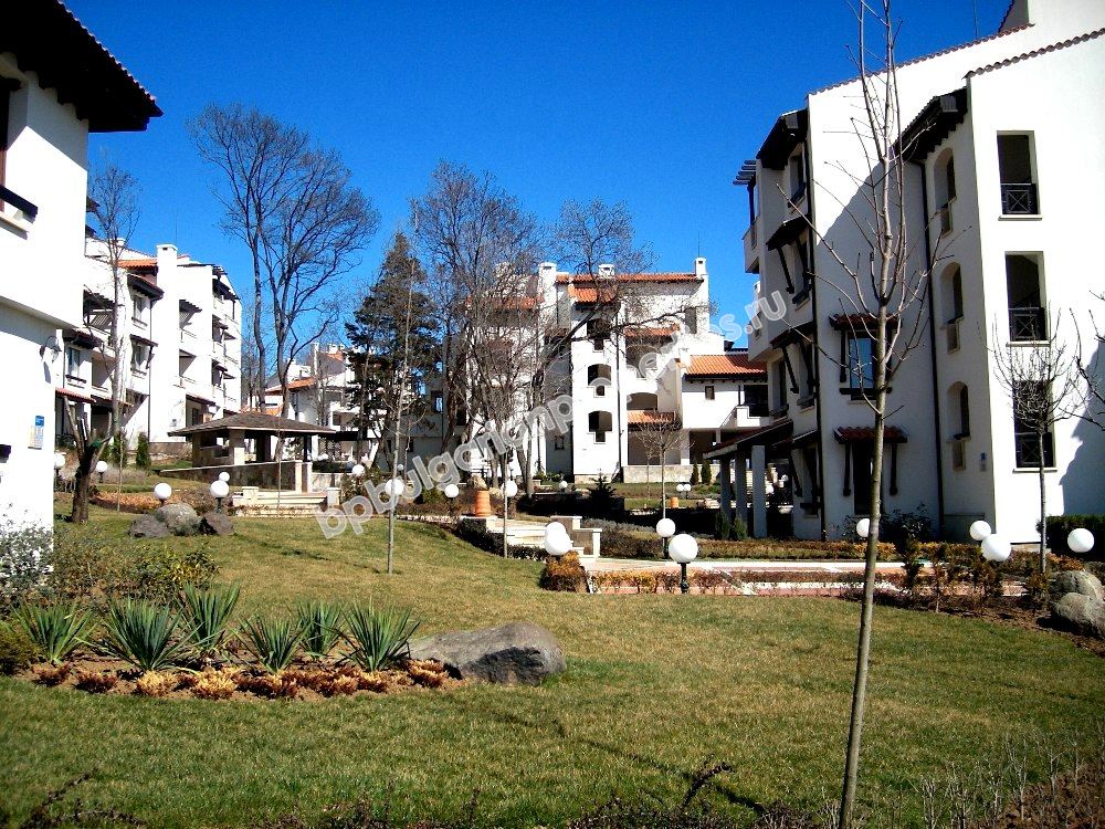 Luxury new one-bedroom apartment on the beach for sale in the resort Lozenets