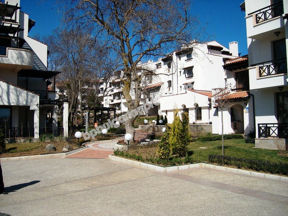 Luxury new one-bedroom apartment on the beach for sale in the resort Lozenets