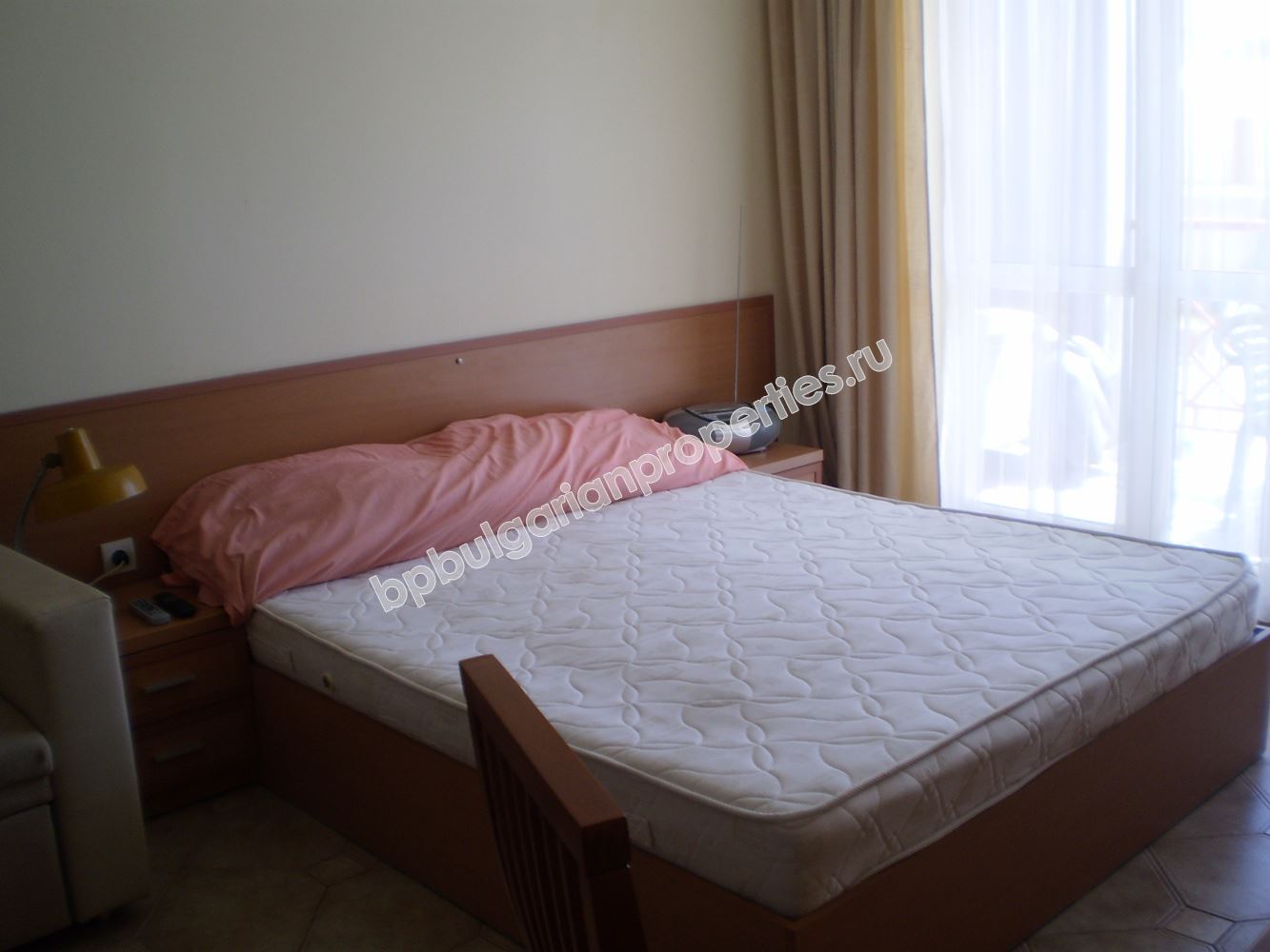 Furnished spacious studio for sale close to the beach in the resort Sunny Beach