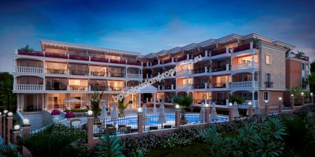 Luxury apartments close to the beach for sale in the resort Lozenets