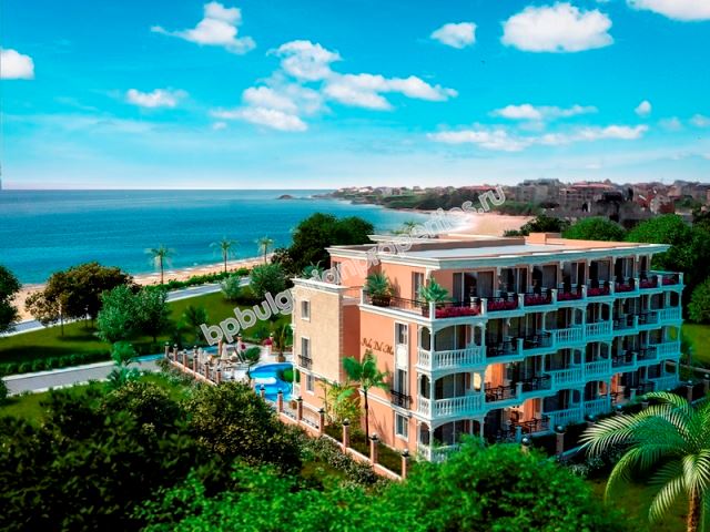 Luxury apartments close to the beach for sale in the resort Lozenets
