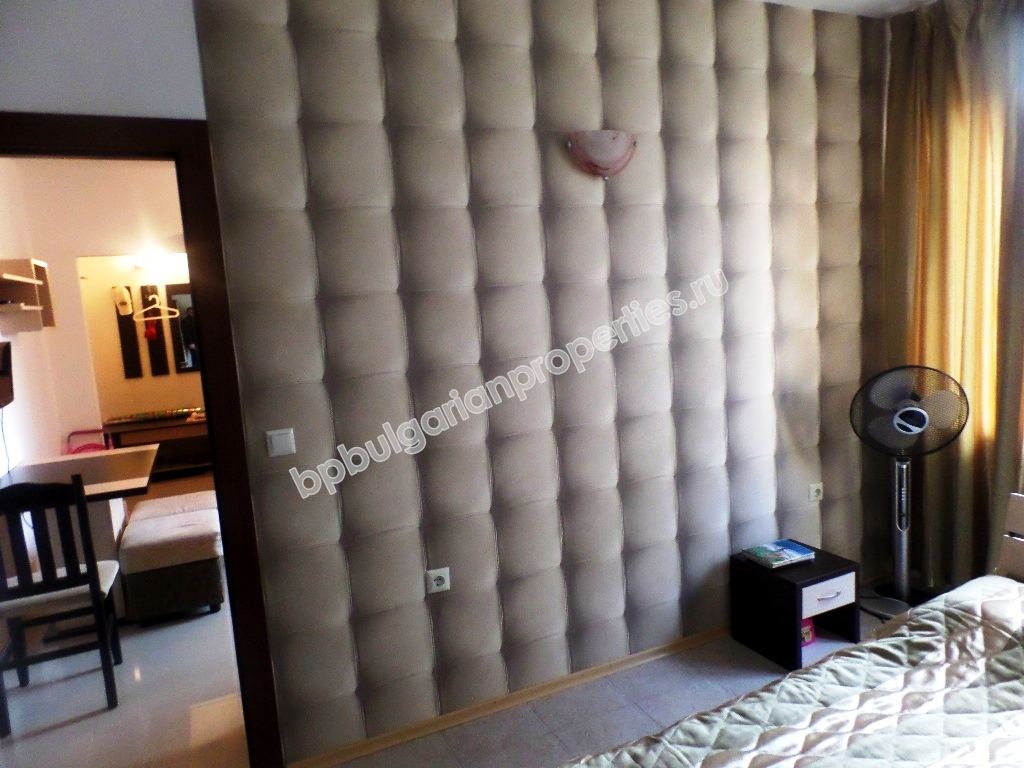 One-bedroom furnished apartment for sale in a luxury complex in the resort Sunny Beach