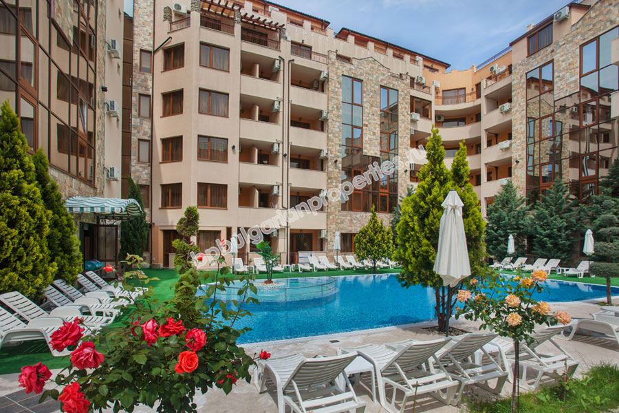 One-bedroom furnished apartment for sale in a luxury complex in the resort Sunny Beach
